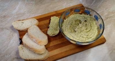 Не будете успевать готовить: рецепт вкусной и полезной намазки из кабачков и сыра