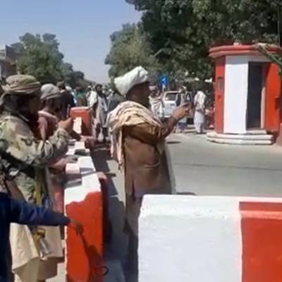 Талибы взяли под свой контроль город Лашкаргах