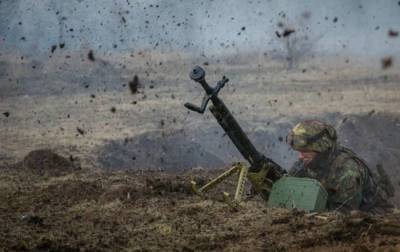 Боевики обстреливали украинские позиции 5 раз: один военный получил ранение