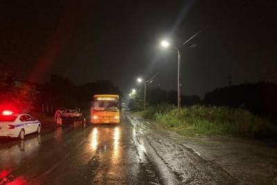В Батайске водитель автобуса сбил 41-летнего мужчину