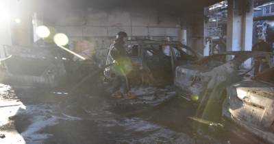 В Одессе произошел пожар на заводе "Лукойл": сгорели шесть автомобилей (ФОТО)