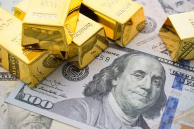 В МИД РФ считают целесообразным сокращение долларовой части в нацрезервах