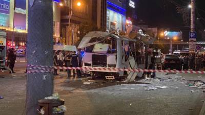 СМИ сообщили о возможной причине взрыва автобуса в центре Воронежа
