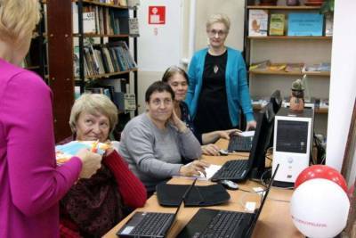В Пушкинской библиотеке для тамбовских пенсионеров откроют курсы компьютерной грамотности
