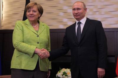Кремль подтвердил переговоры Путина и Меркель в Москве