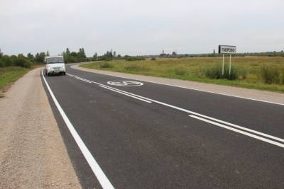 Более 8 км отремонтированных дорог в Дновском районе ввели в эксплуатацию