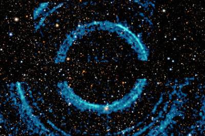 В космосе обнаружили гигантские «звездные врата» сингулярности