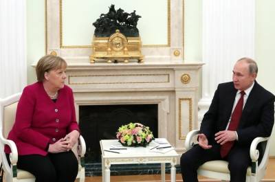 В Кремле подтвердили встречу Путина и Меркель в Москве