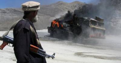 Проамериканская власть в Афганистане сыплется как карточный домик, армия, подготовленная США - терпит поражение
