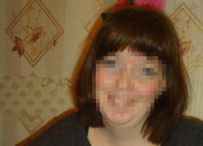 Дело отправившей интимные фото школьнику учительницы прекратили в Сибири