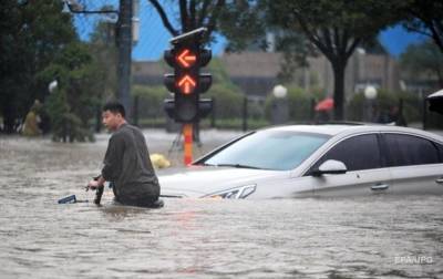 В Китае ввели "красный" уровень из-за наводнений