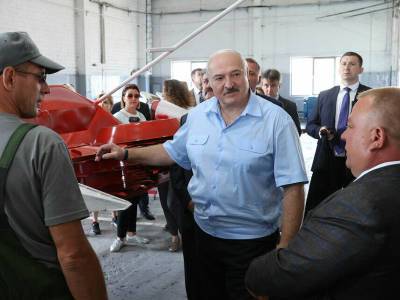 Лукашенко заявил, что хочет контролировать новую власть в Беларуси