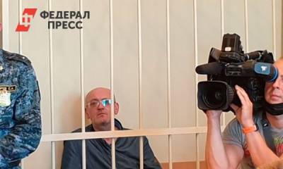 Суд продлил домашний арест депутату заксобрания Петербурга Резнику