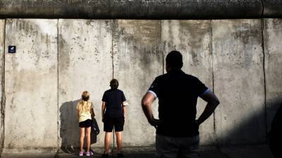 В Германии вспоминают 60-ю годовщину начала строительства Берлинской стены
