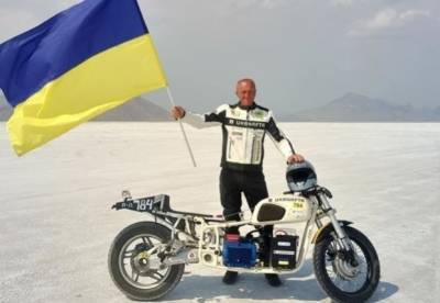 Украинец на электромотоцикле установил мировой рекорд скорости (видео)
