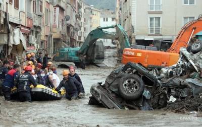 Затопленные регионы Турции объявили зоной бедствия