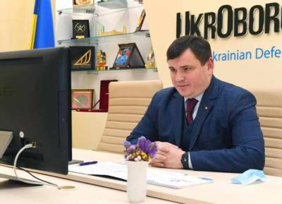 Гендиректор «Укроборонпрома» за июль получил полмиллиона гривен