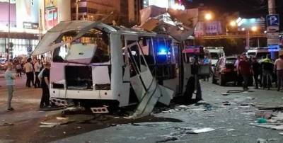 Бензобак не поврежден: источник взрыва автобуса в Воронеже находился внутри салона, – СМИ