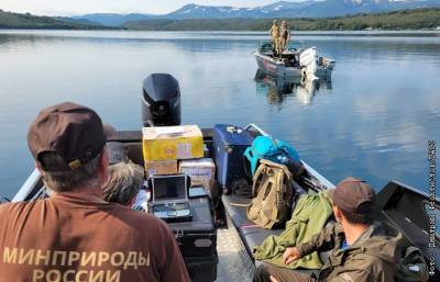 Тела пропавших после крушения Ми-8 туристов нашли в Курильском озере