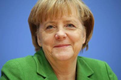 Пенсия Меркель составит около €15 тыс