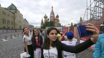 Новости на "России 24". Сирийских детей привезли в Москву на экскурсию