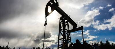 Россия может достичь рекордной добычи нефти к лету 2022 года