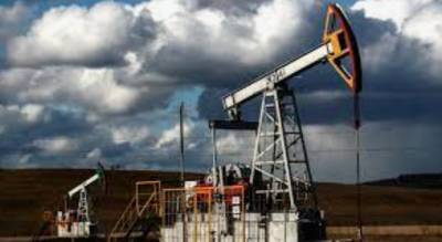 Нефть теряет в цене второй день подряд на фоне ухудшения прогноза МЭА