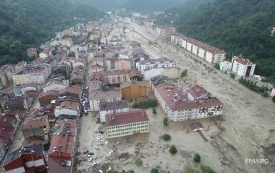 В Турции в результате наводнения погибло 38 человек