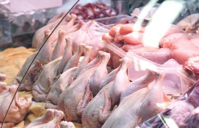 В Ленобласти за месяц незначительно подорожали свинина и куриное мясо