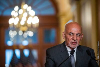 Президент Афганистана выступил с обращением и обещал остановить насилие