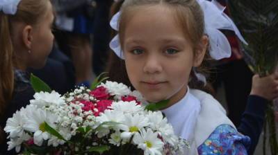 Воронежцам рассказали о правилах проведения школьных линеек 1 сентября