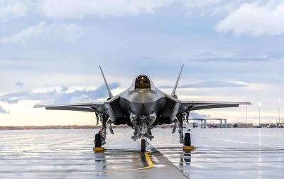 Defense News: В Пентагоне из-за России решили улучшить двигатели истребителей F-35