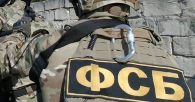 Оккупанты незаконно собирают для ФСБ данные о несовершеннолетних в Крыму