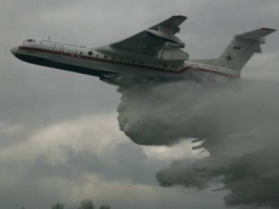 В Турции разбился тушивший лесные пожары самолет Бе-2 с российскими военными (видео)