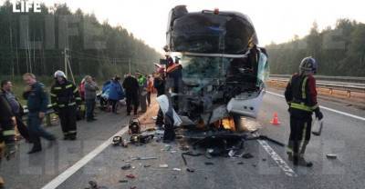 СК проводит проверку по факту столкновения грузовика и автобуса под Владимиром