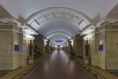 В Санкт-Петербурге закрыли на вход станцию метро «Пушкинская»