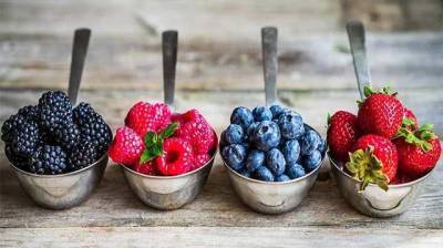 В Минздраве назвали фрукты и ягоды, которые летом должны быть на столах украинцев каждый день