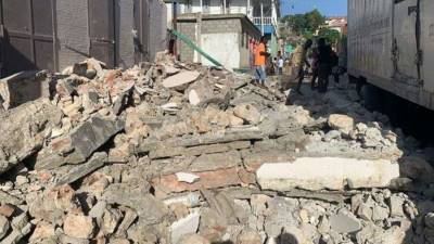 В результате землетрясения на Гаити погибли четыре человека