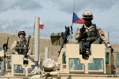Чехия эвакуирует из Афганистана дипломатов и помогавших им афганцев
