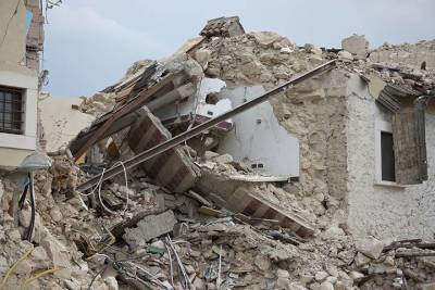 Количество жертв землетрясения на Гаити возросло до 304 человек