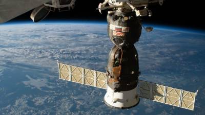 Рогозин отказался обвинять астронавта НАСА в сверлении «дыры» на МКС после расследования