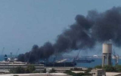 Десятки человек погибли при взрыве танкера в Ливане