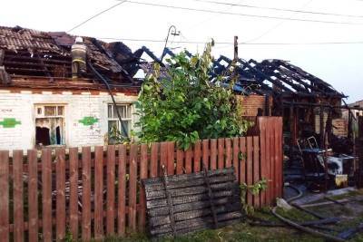 В Звериноголовском районе в загоревшемся трехквартирном доме погибли пять человек