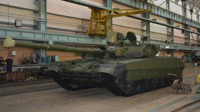 На Украине собрали танк БМ «Оплот» для участия в параде