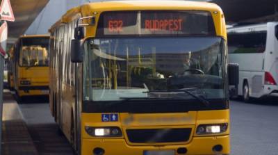 В Будапеште перевернулся пассажирский автобус, есть жертвы