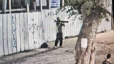 Бездомный с гранатометом угрожал сотрудникам магазина в Тель-Авиве