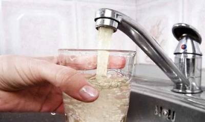 В Украине 90% воды не соответствуют заявленному качеству: эксперт указал на проблемы