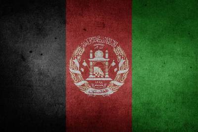 СМИ сообщили об уходе президента Афганистана с должности в ближайшие часы