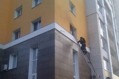 10 человек эвакуировали при пожаре на улице Дуки в Брянске