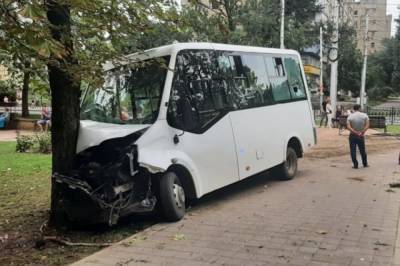 В Ставрополе девять человек пострадали в ДТП с маршруткой